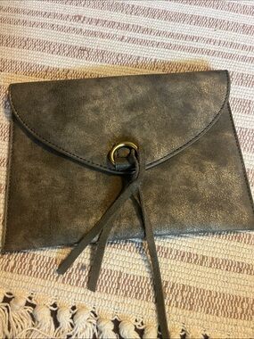 By Anthropologie vegan leather envelope clutch, metallic olive green